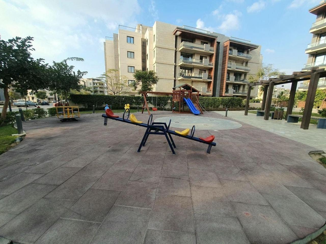 Apartment 2br With Garden Pool Beside Auc By Kemetland *