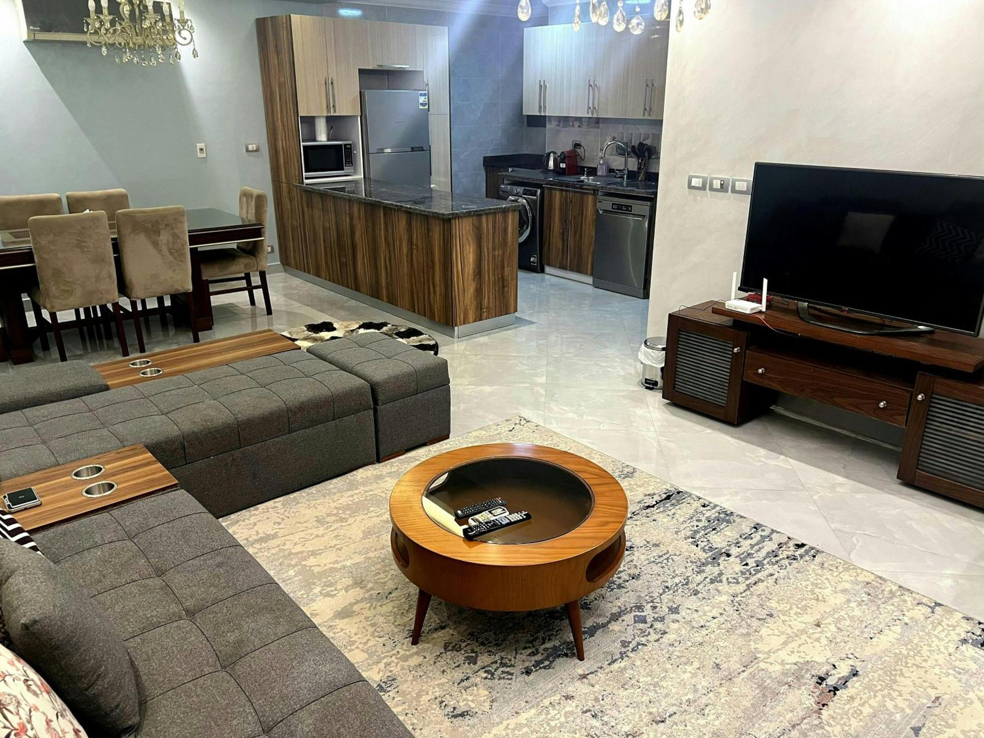 2br With Garden Pool Beside Auc By Kemetland Apartment *