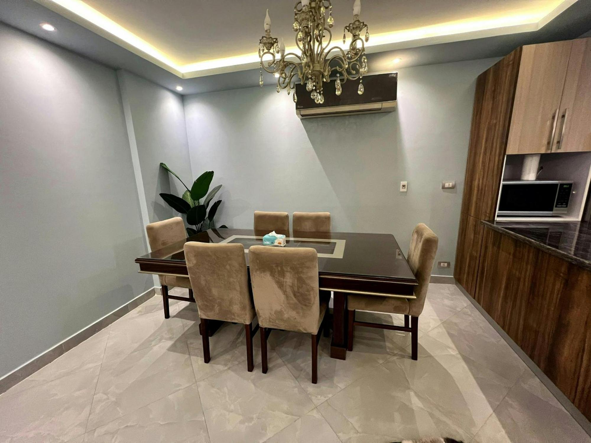 Apartment 2br With Garden Pool Beside Auc By Kemetland *