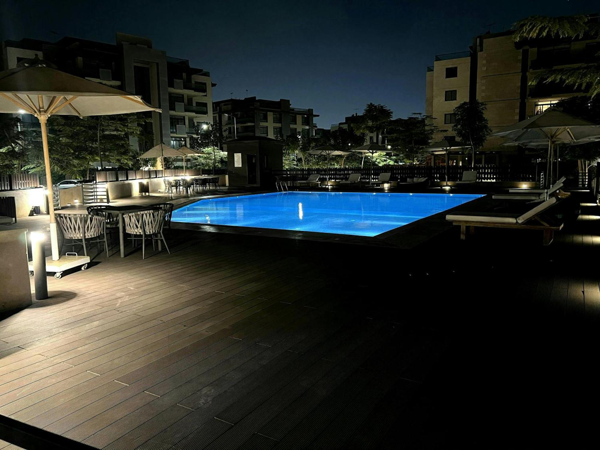 2br With Garden Pool Beside Auc By Kemetland Apartment