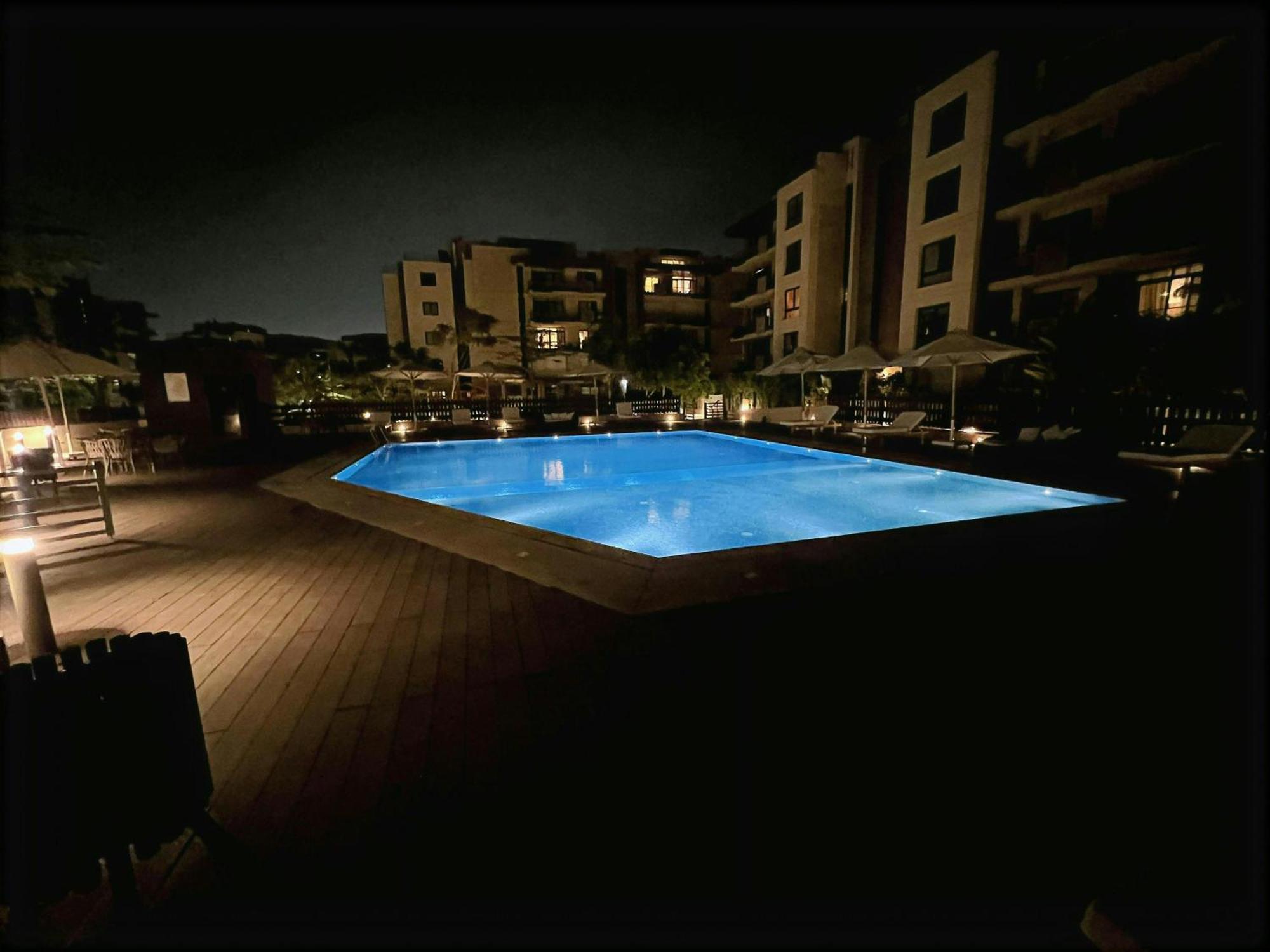 2br With Garden Pool Beside Auc By Kemetland Apartment *