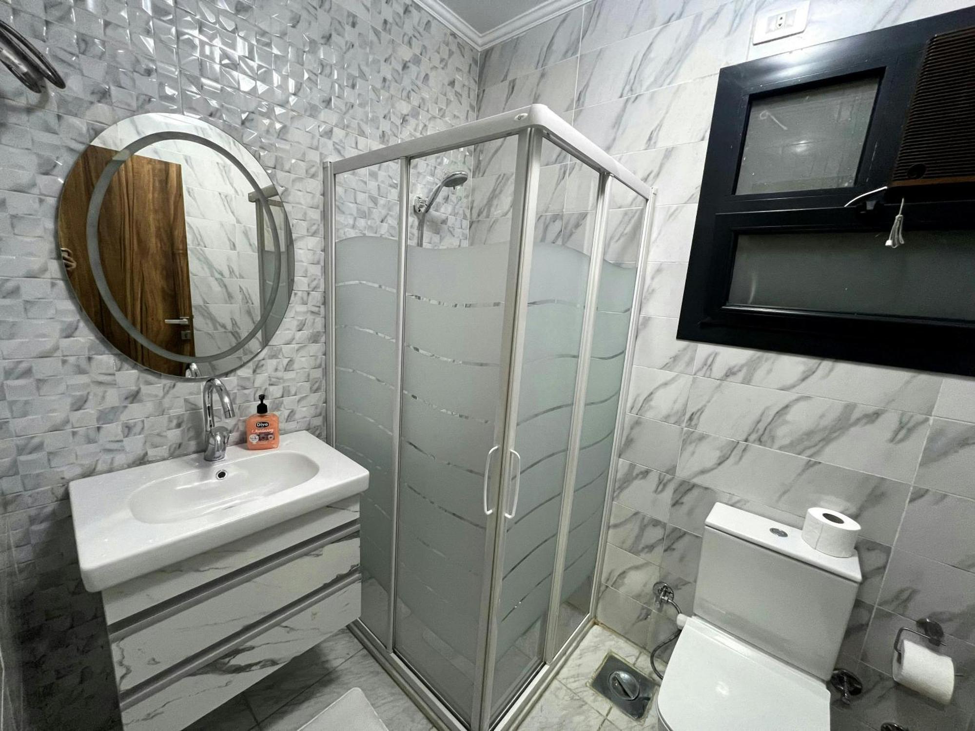 Apartment 2br With Garden Pool Beside Auc By Kemetland